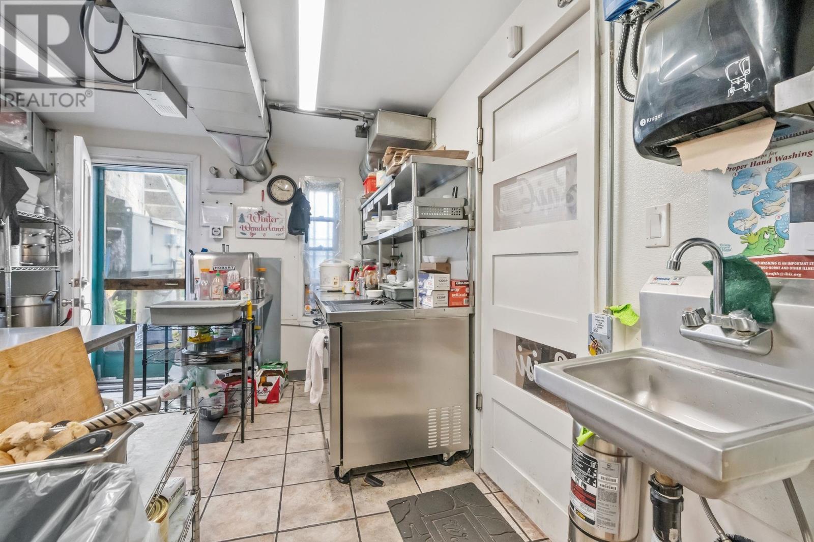 35 Prince Street Property Photo 13
