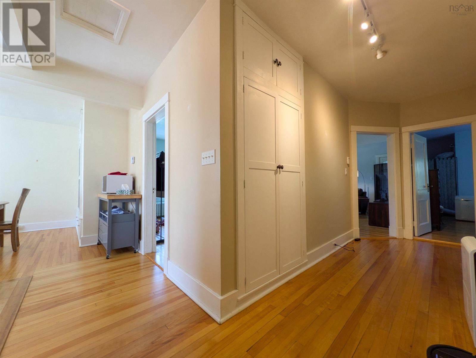 789-791 Saint George Street Property Photo 28