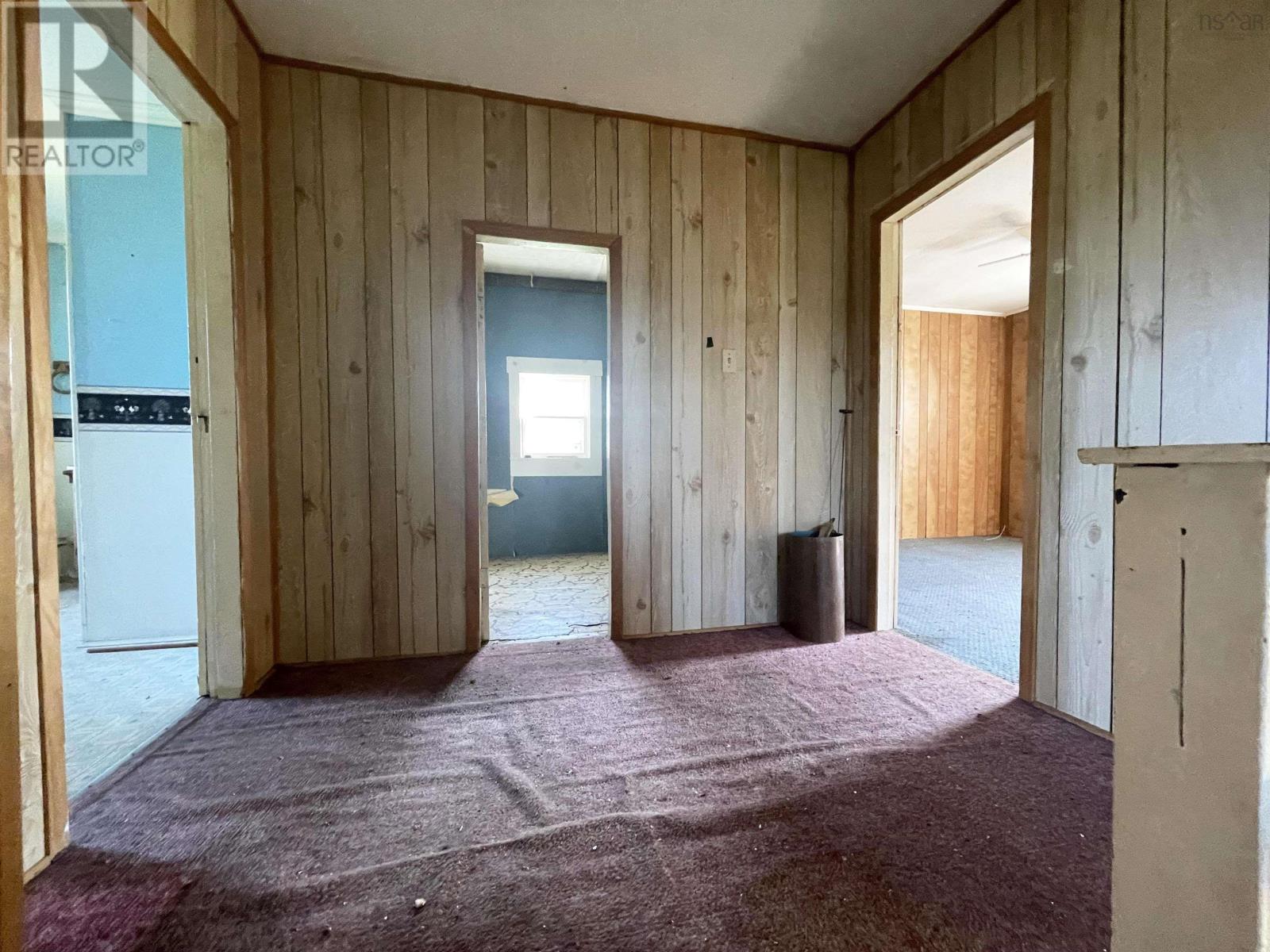 245 Station Street Property Photo 17
