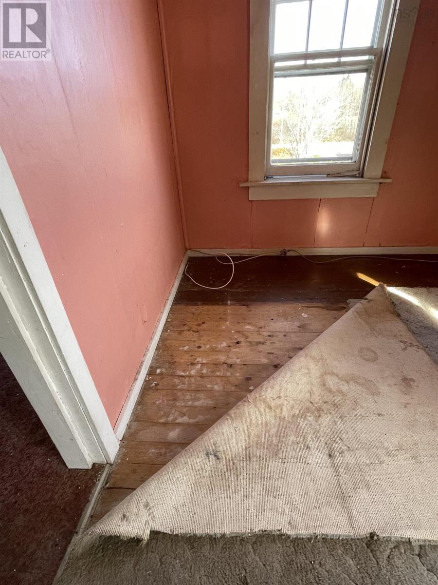 245 Station Street Property Photo 26