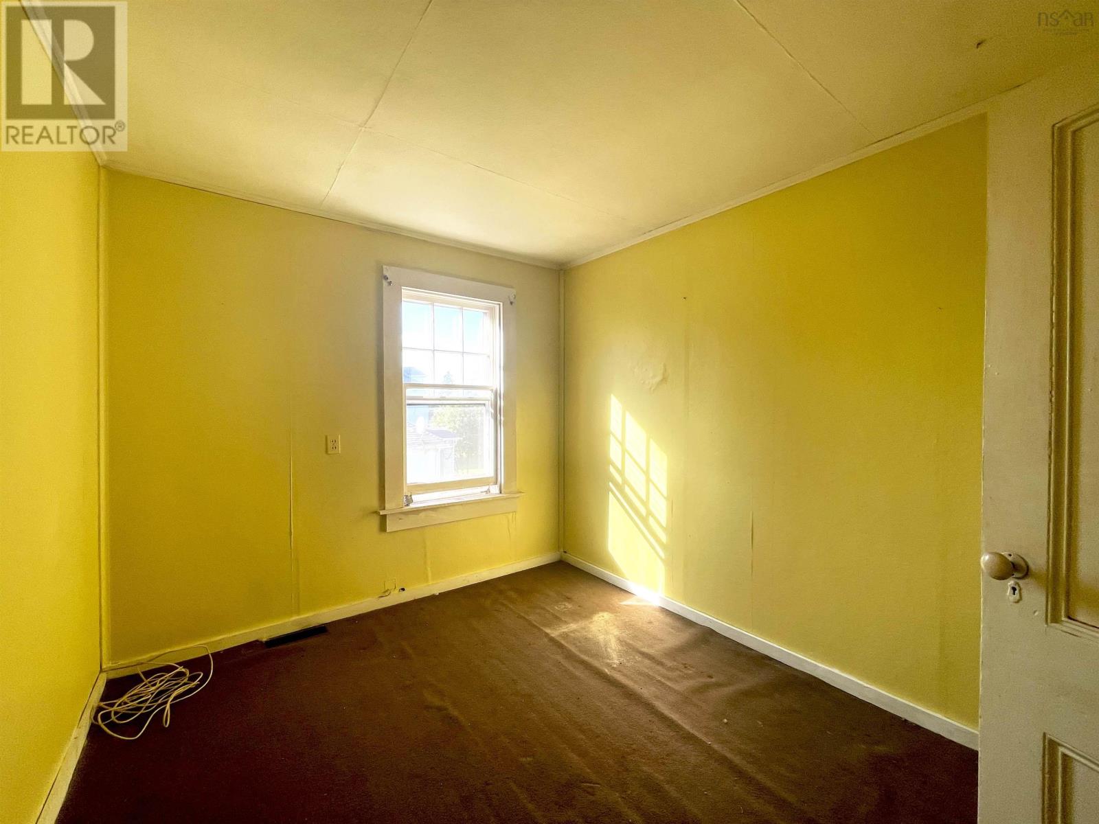 245 Station Street Property Photo 29
