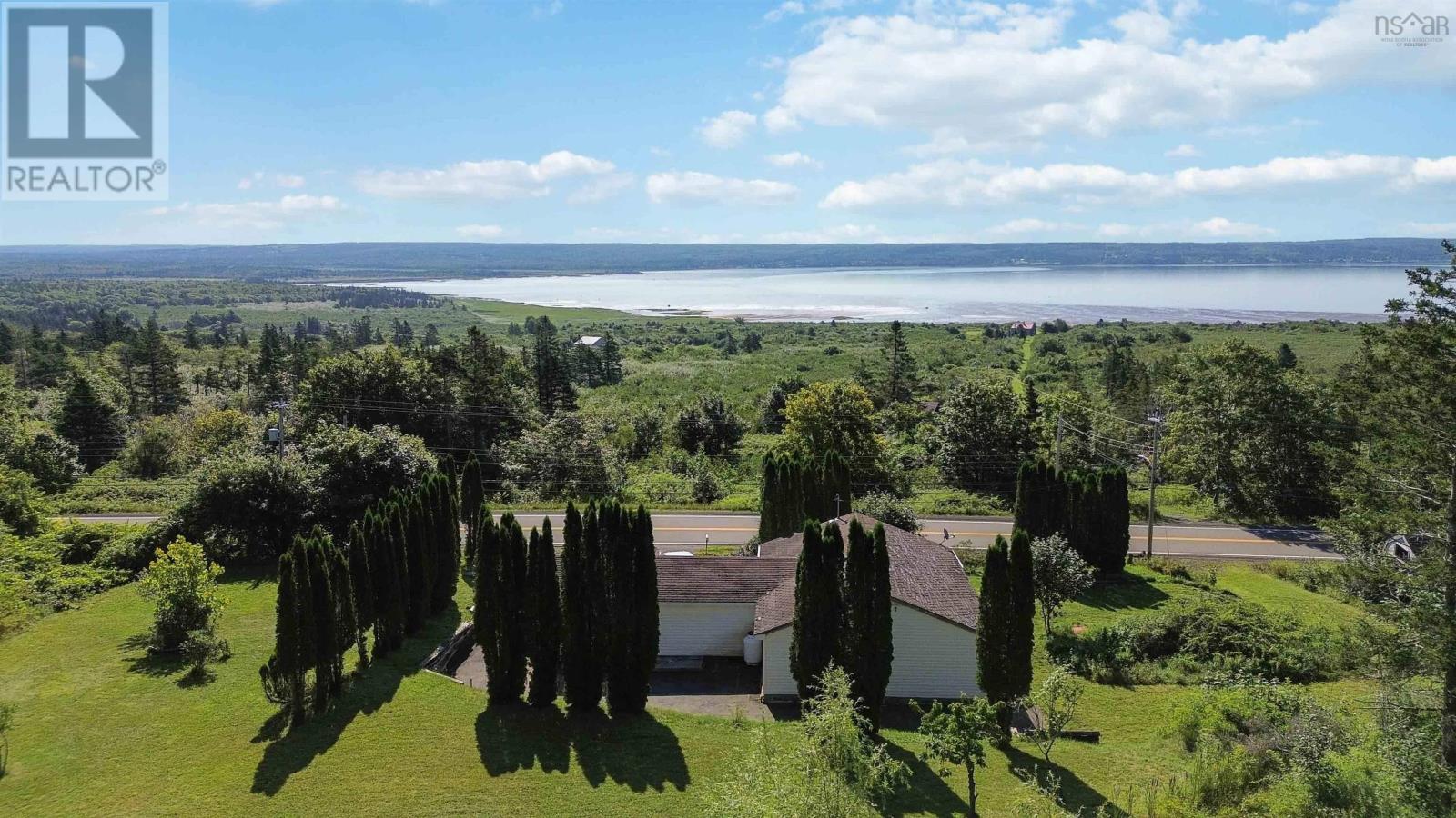 10451 Highway 217 Property Photo 1