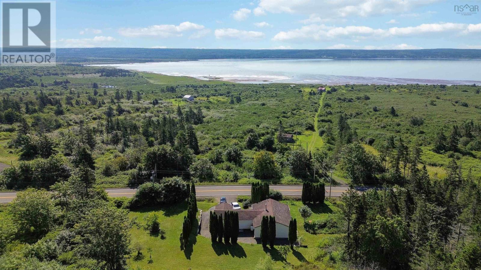 10451 Highway 217 Property Photo 2