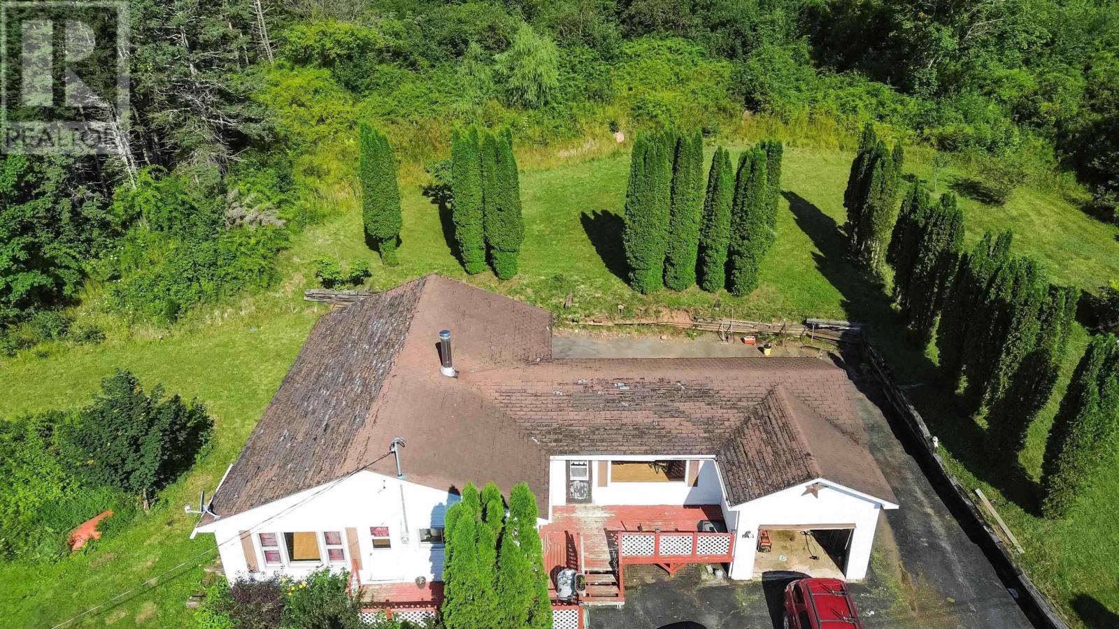 10451 Highway 217 Property Photo 6