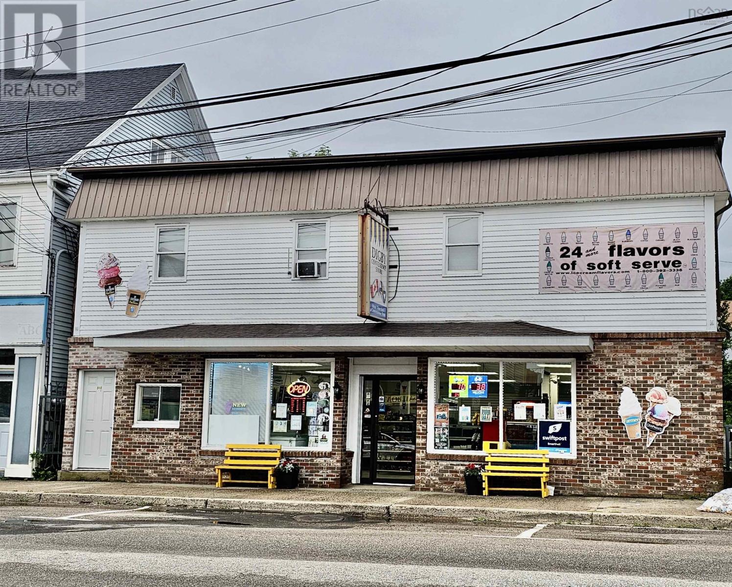 101 Water Street Property Photo 1