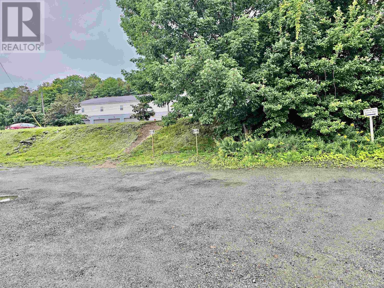 101 Water Street Property Photo 8