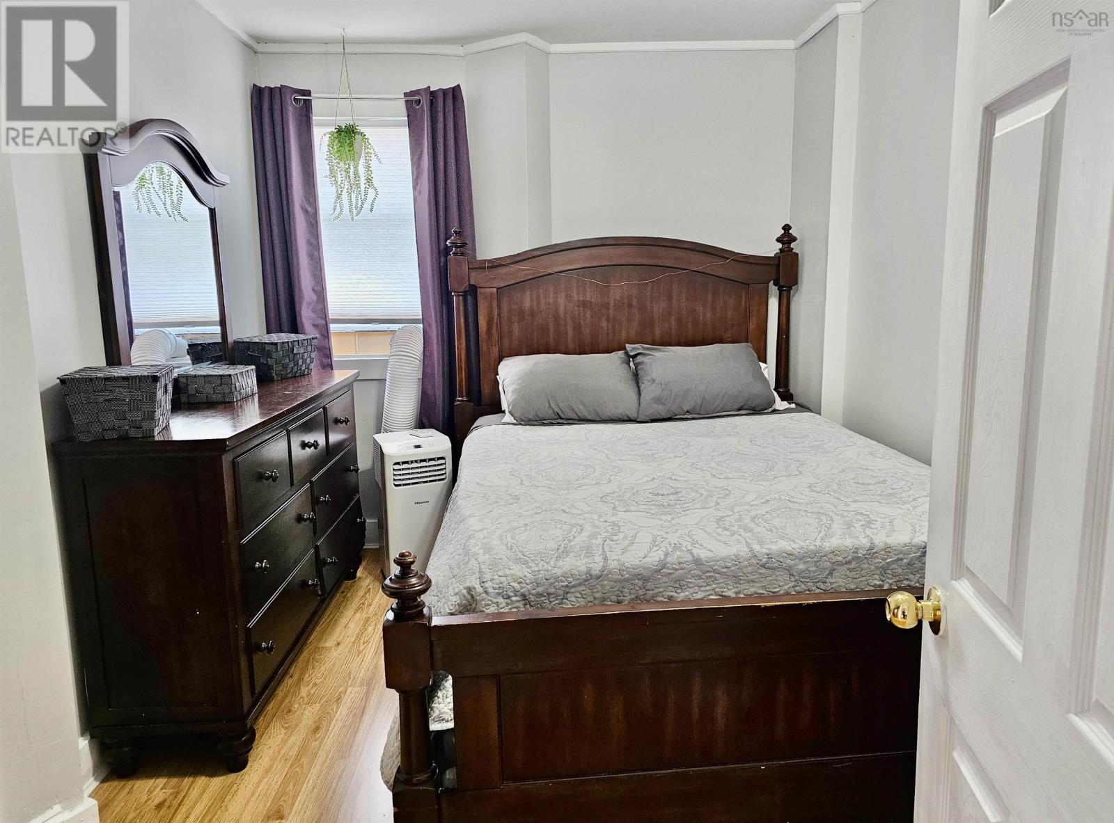 101 Water Street Property Photo 15