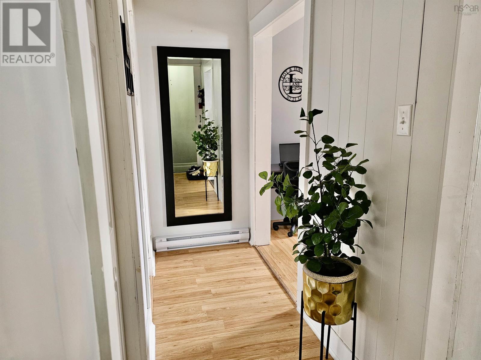 101 Water Street Property Photo 16
