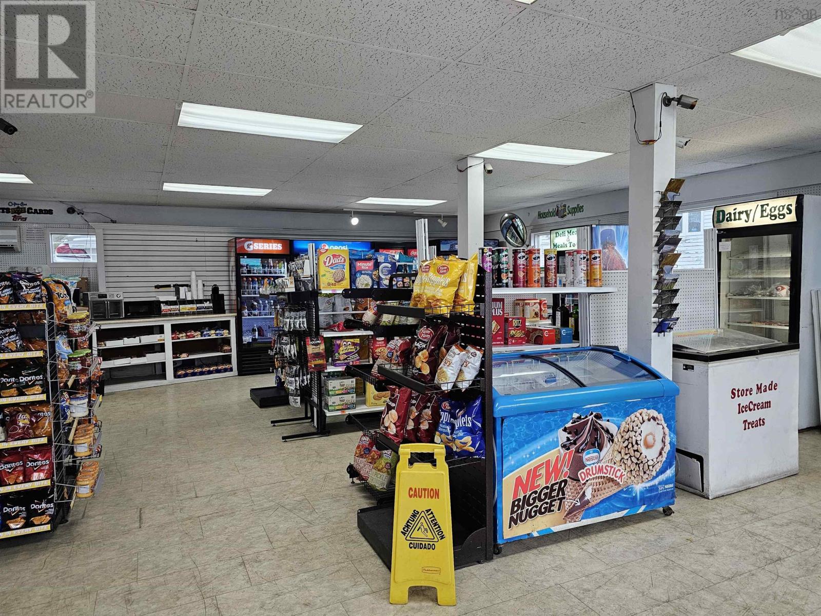 101 Water Street Property Photo 24