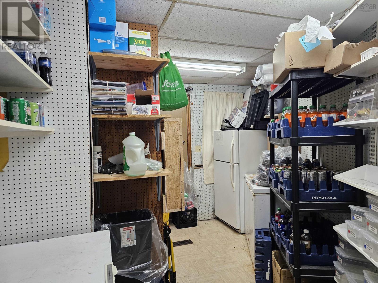 101 Water Street Property Photo 27