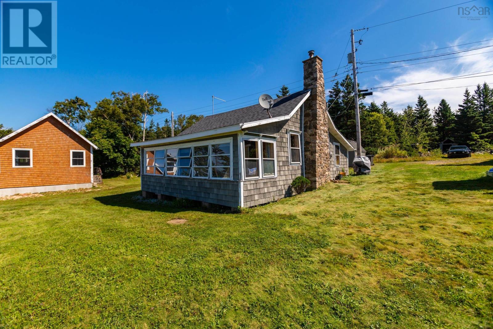 147 Hampton Wharf Road Property Photo 2