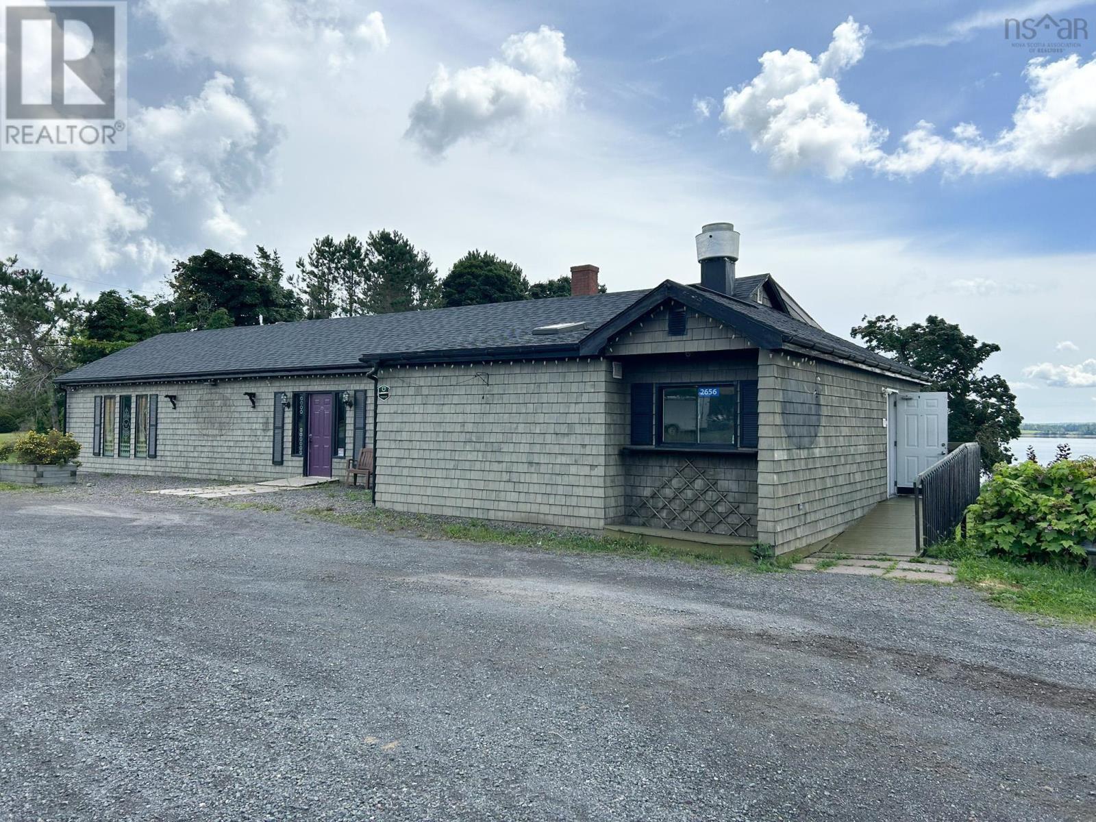 2656 Highway 376 Property Photo 2