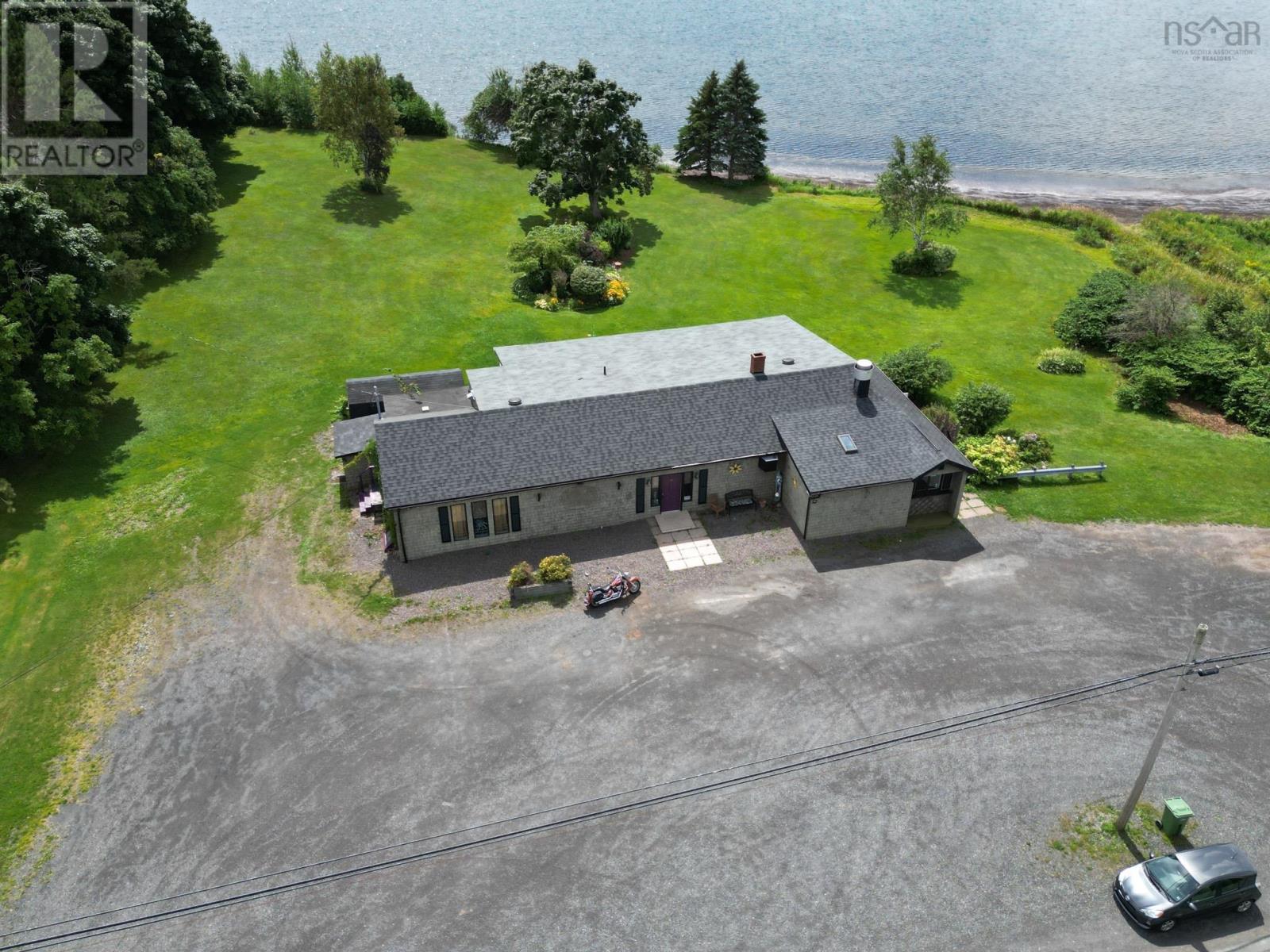 2656 Highway 376 Property Photo 31