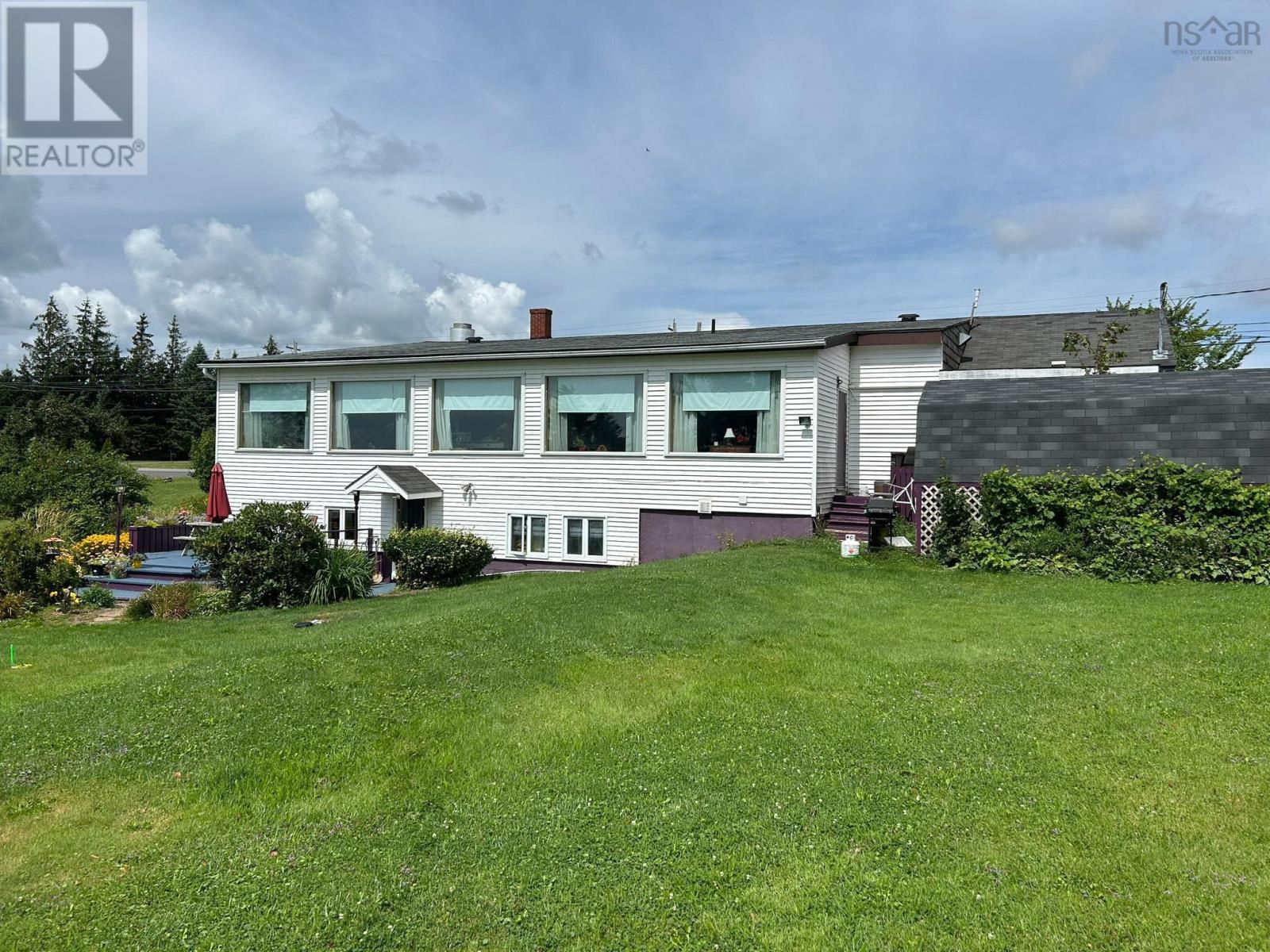 2656 Highway 376 Property Photo 35