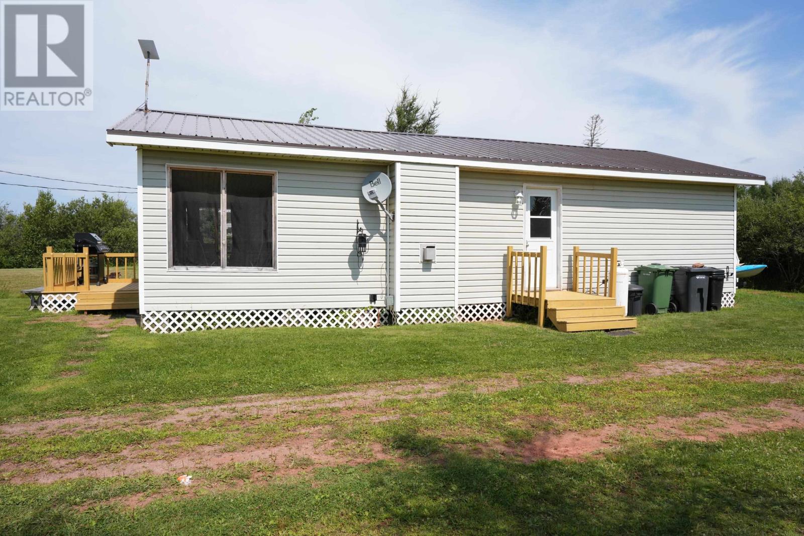 6 Napolean Road Property Photo 8