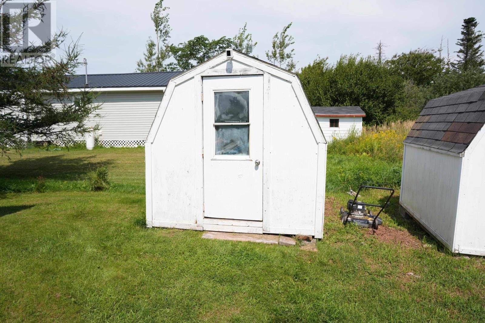 6 Napolean Road Property Photo 15