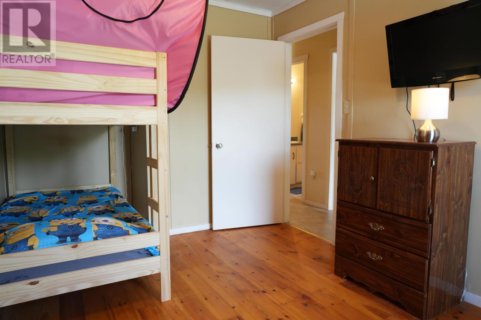 6 Napolean Road Property Photo 27