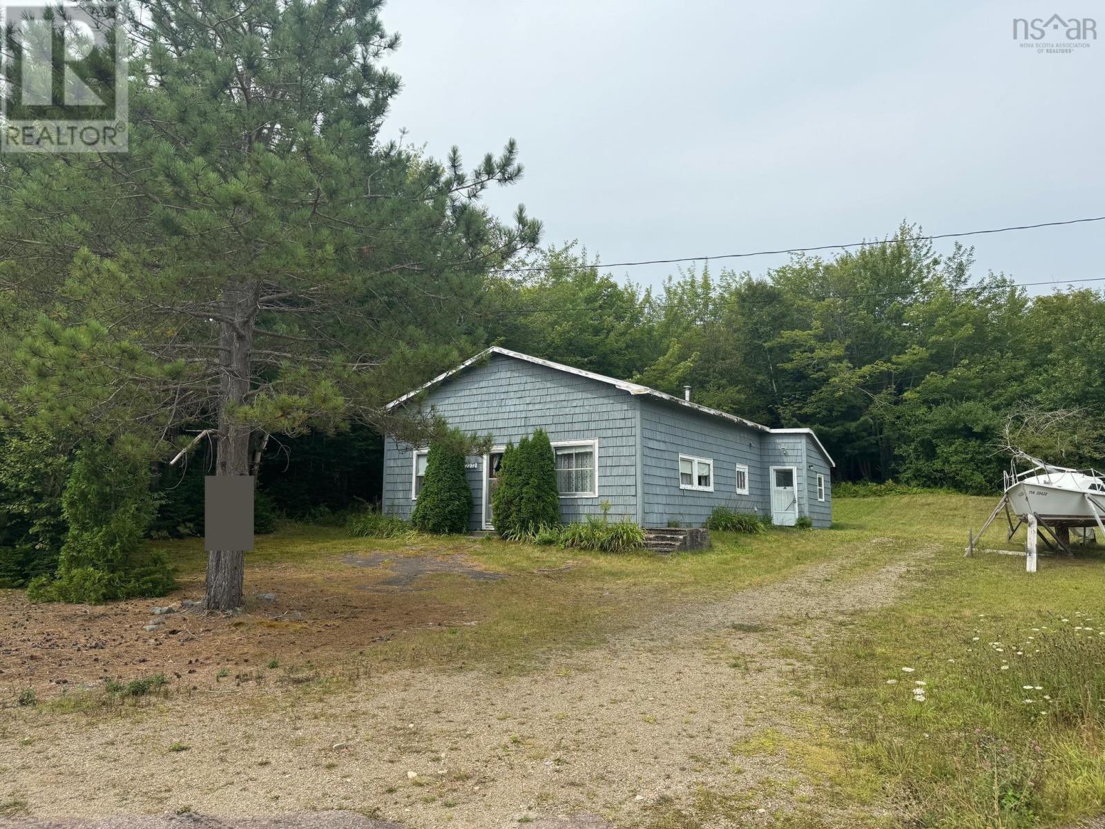 12272 Highway 105 Property Photo 2