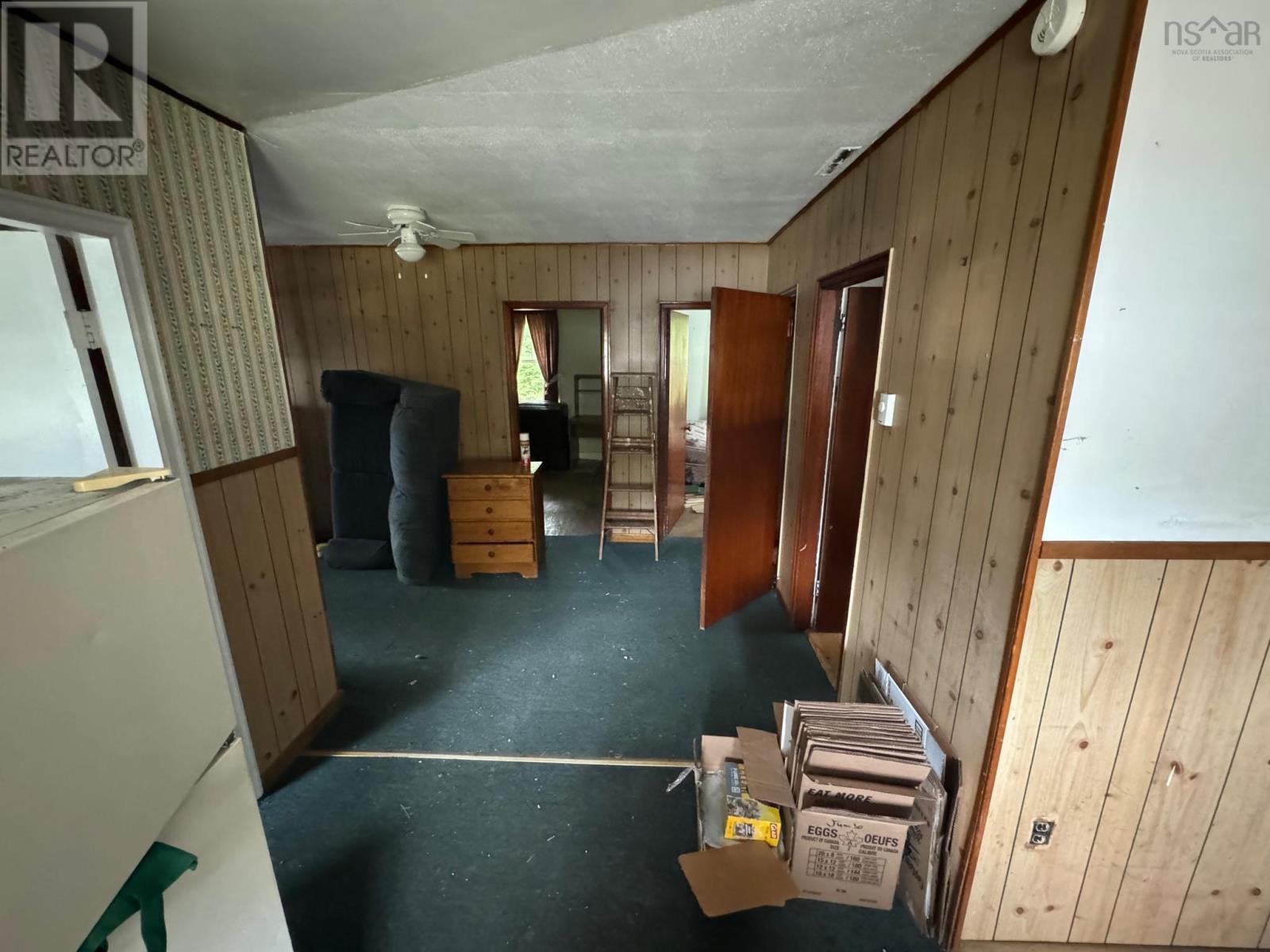 12272 Highway 105 Property Photo 13