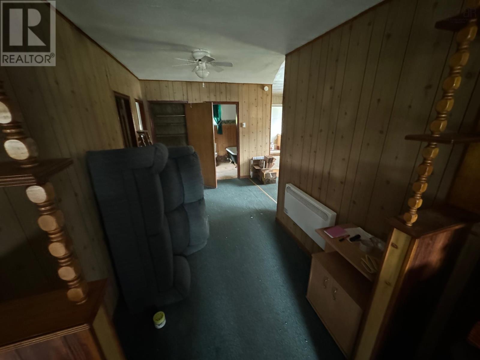 12272 Highway 105 Property Photo 17
