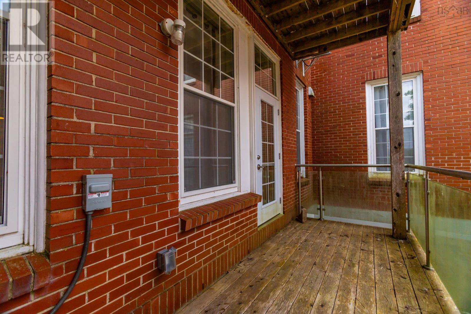 211 151 Ritchie Street Property Photo 5