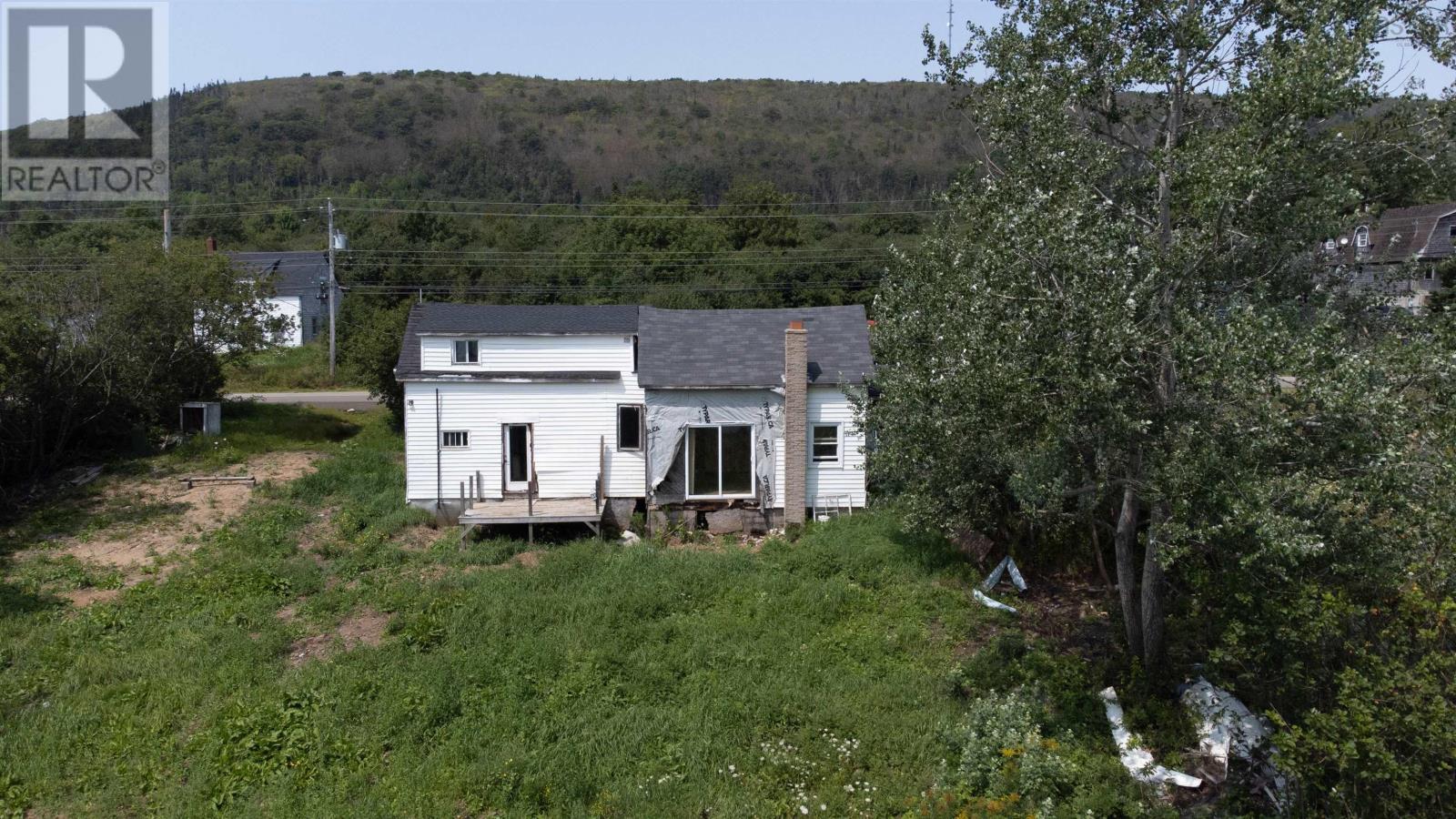 1234 Granville Road Property Photo 7