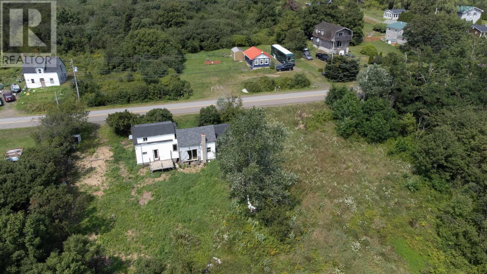 1234 Granville Road Property Photo 8