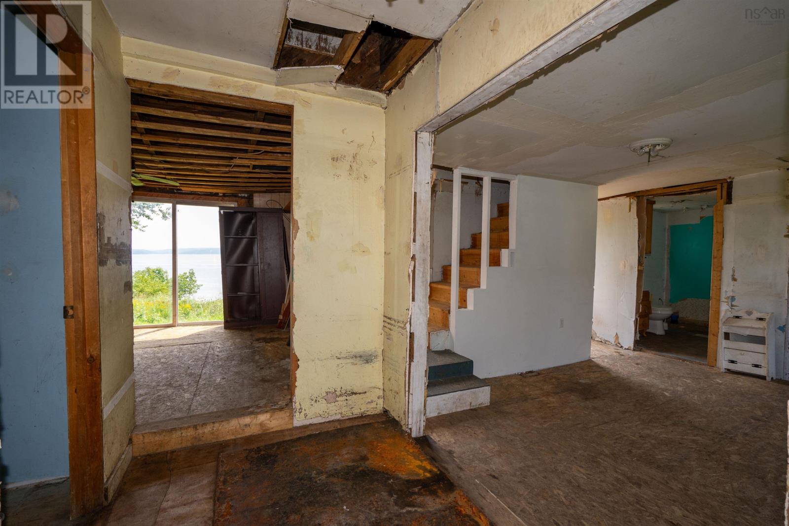 1234 Granville Road Property Photo 12