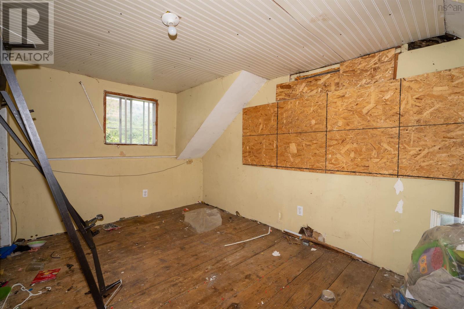 1234 Granville Road Property Photo 20