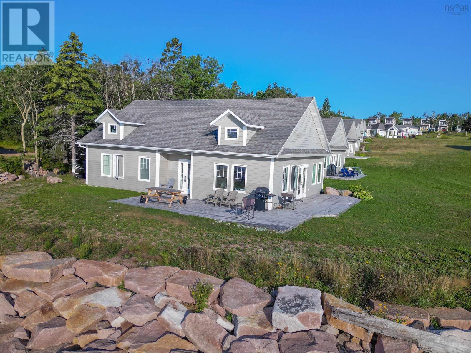 36785 Cabot Trail Property Photo 1