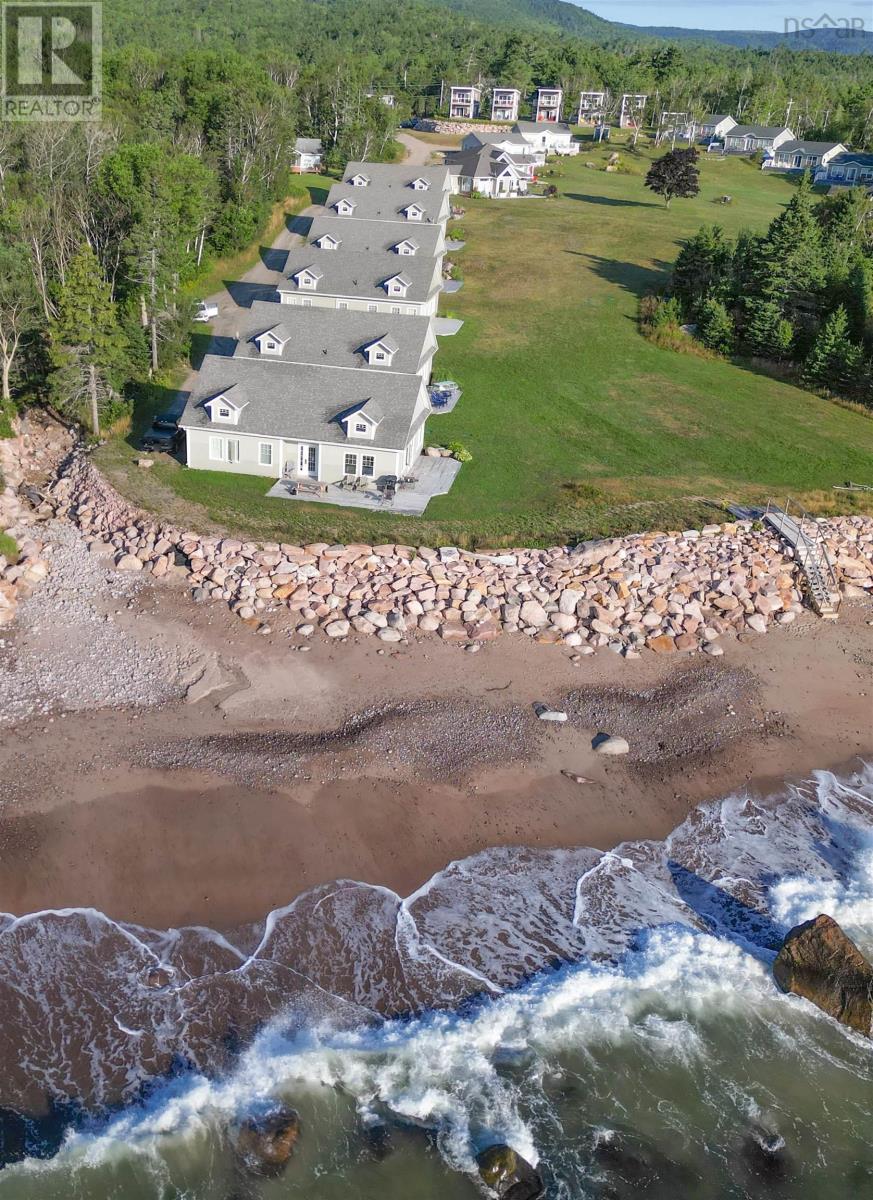 36785 Cabot Trail Property Photo 4