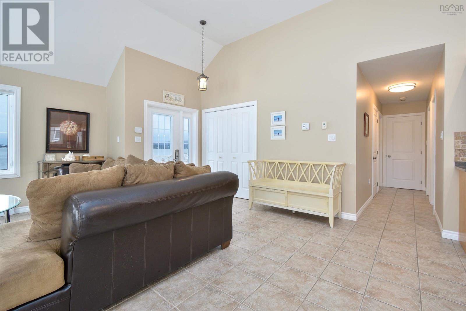 36785 Cabot Trail Property Photo 13
