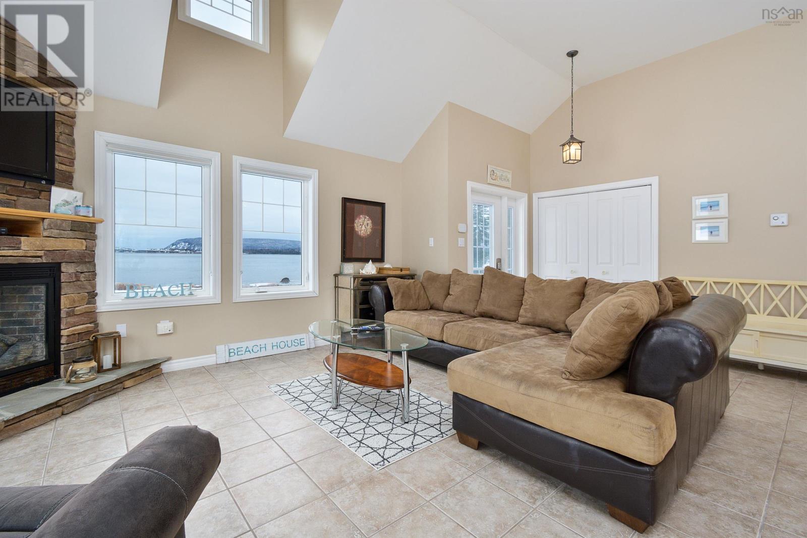 36785 Cabot Trail Property Photo 14