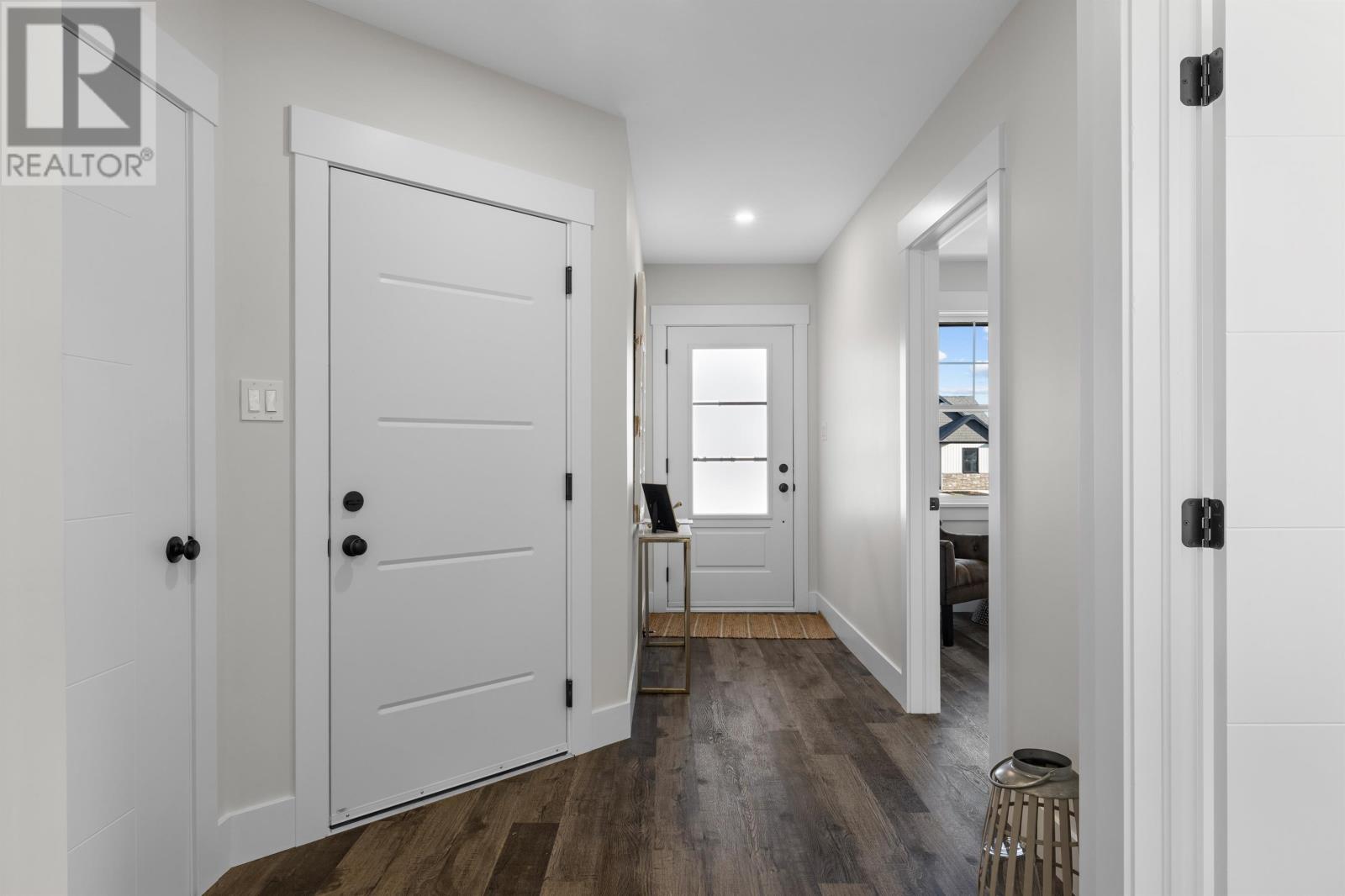 57 Alice Avenue Property Photo 3