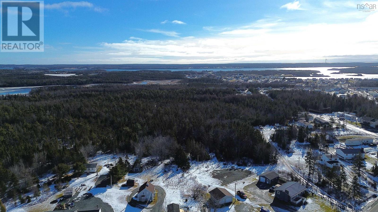 85 Highway 320 Property Photo 4