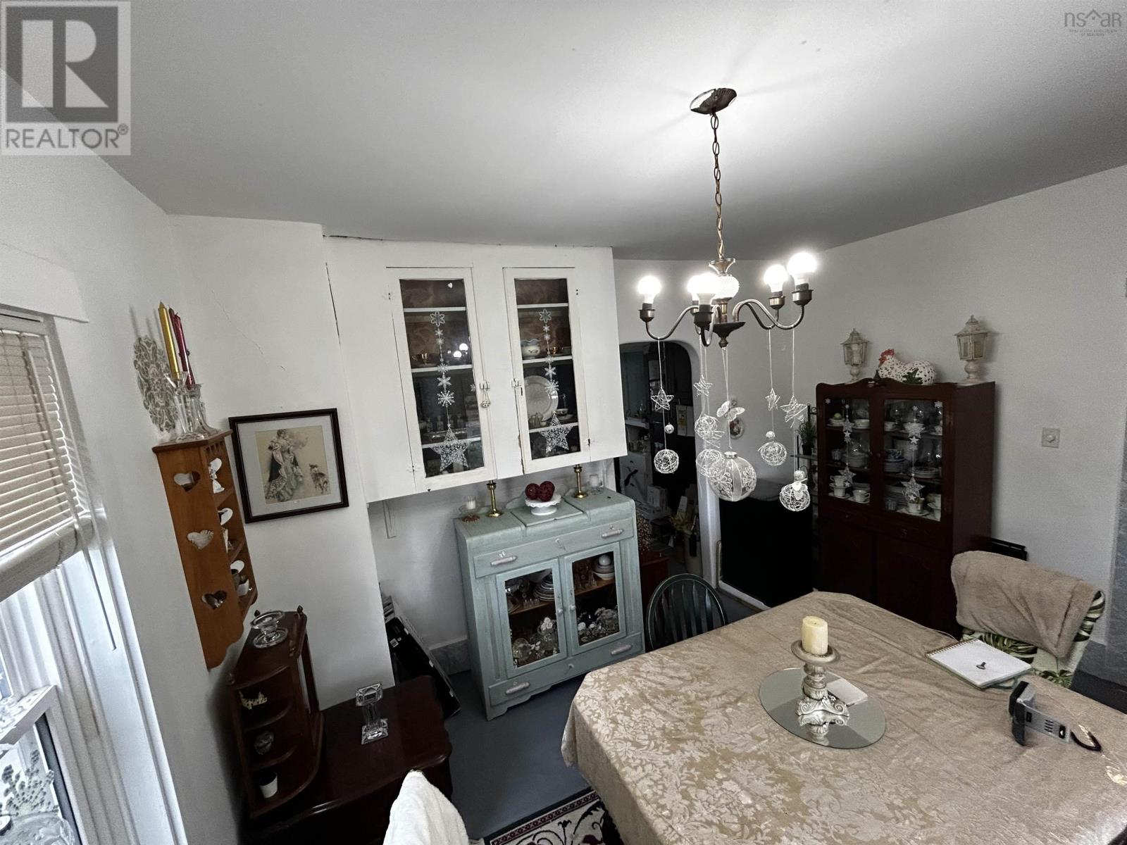 8894 Highway 215 Property Photo 8