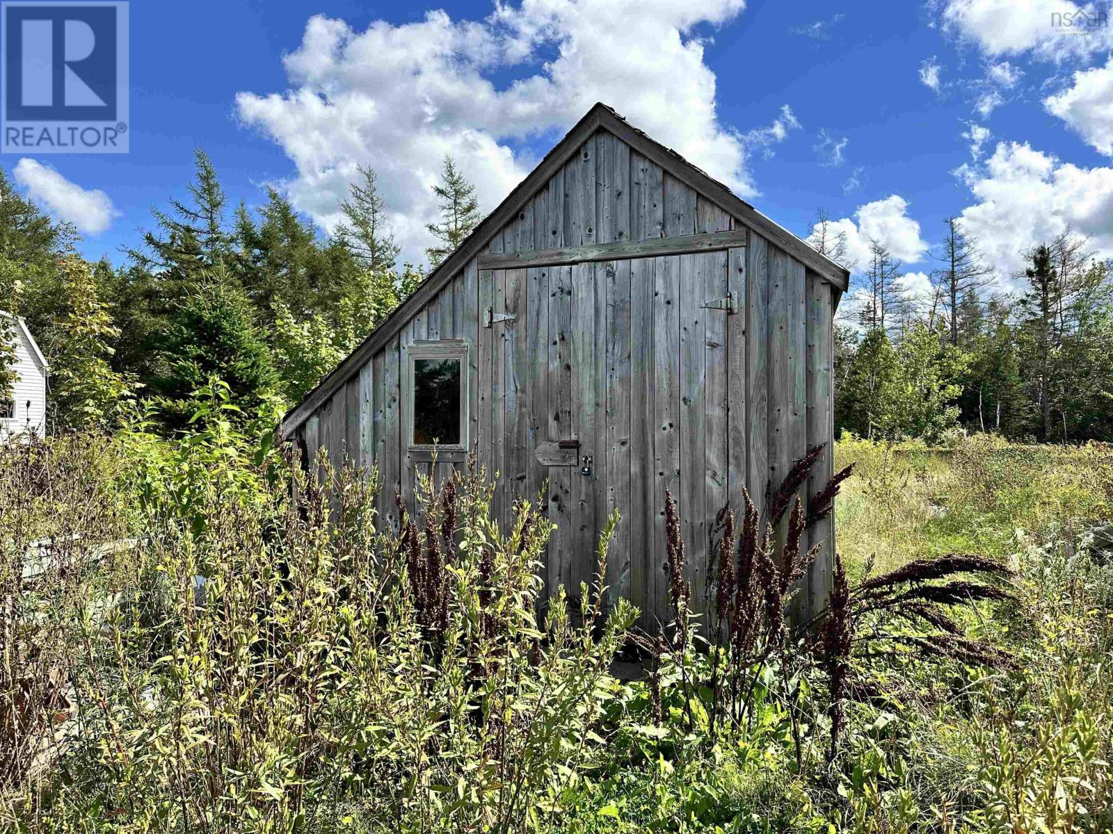 158 East River Road Property Photo 23
