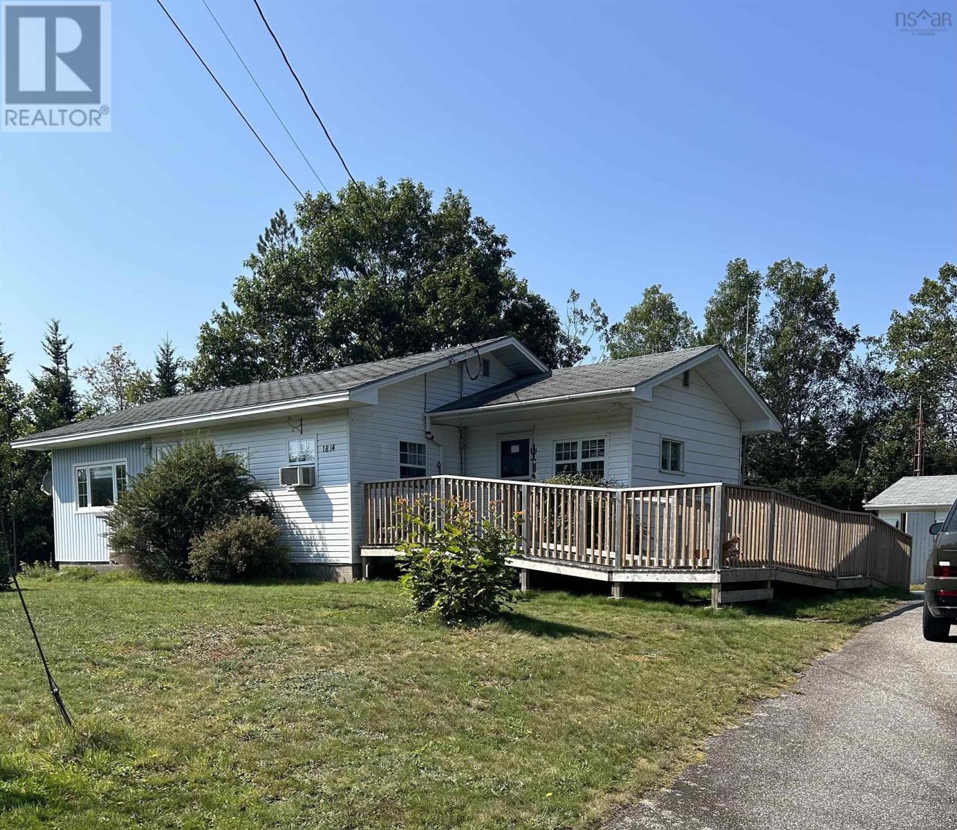 1814 Port Latour Road Property Photo