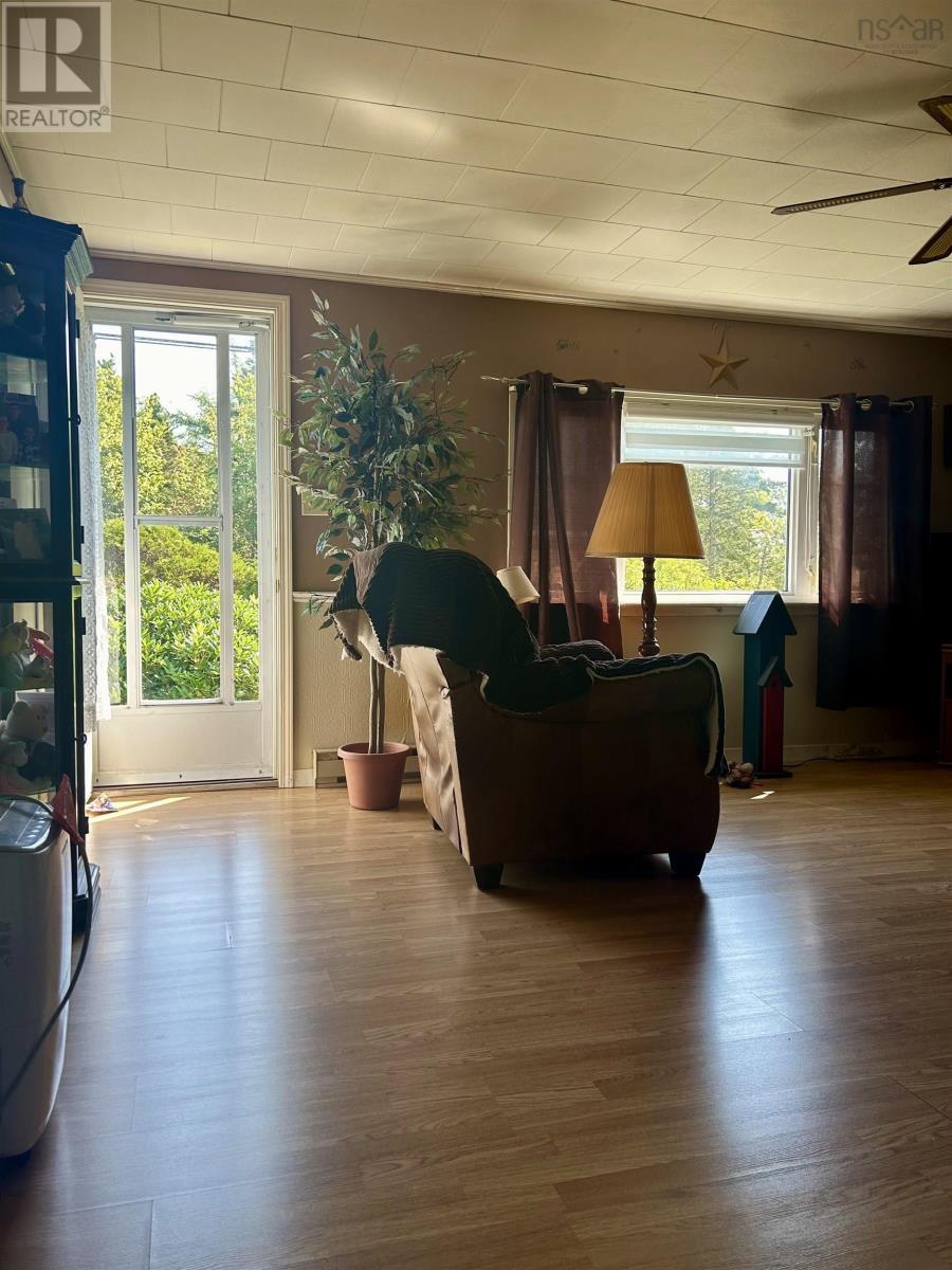 1814 Port Latour Road Property Photo 10