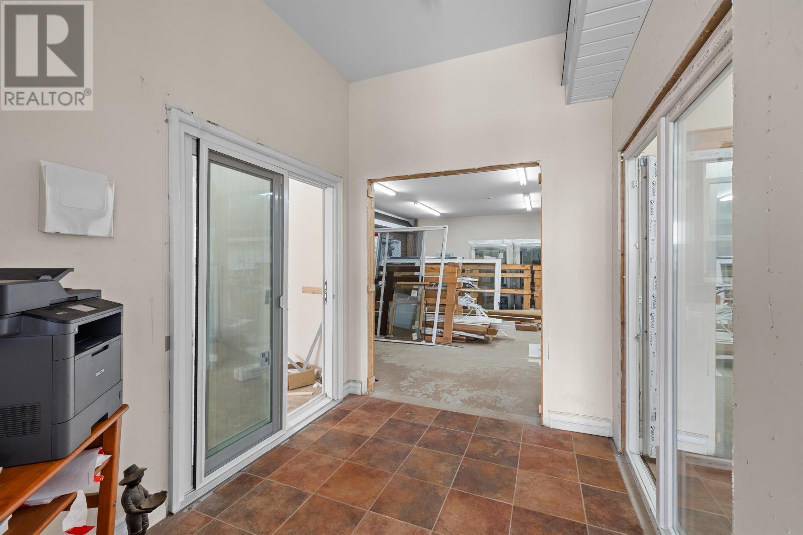 271 Sherwood Road Property Photo 32