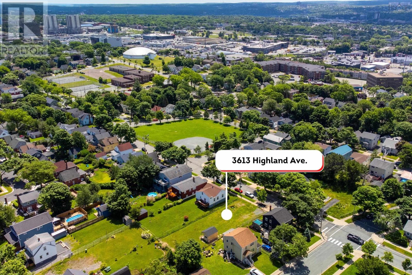 3613 Highland Avenue Property Photo 4