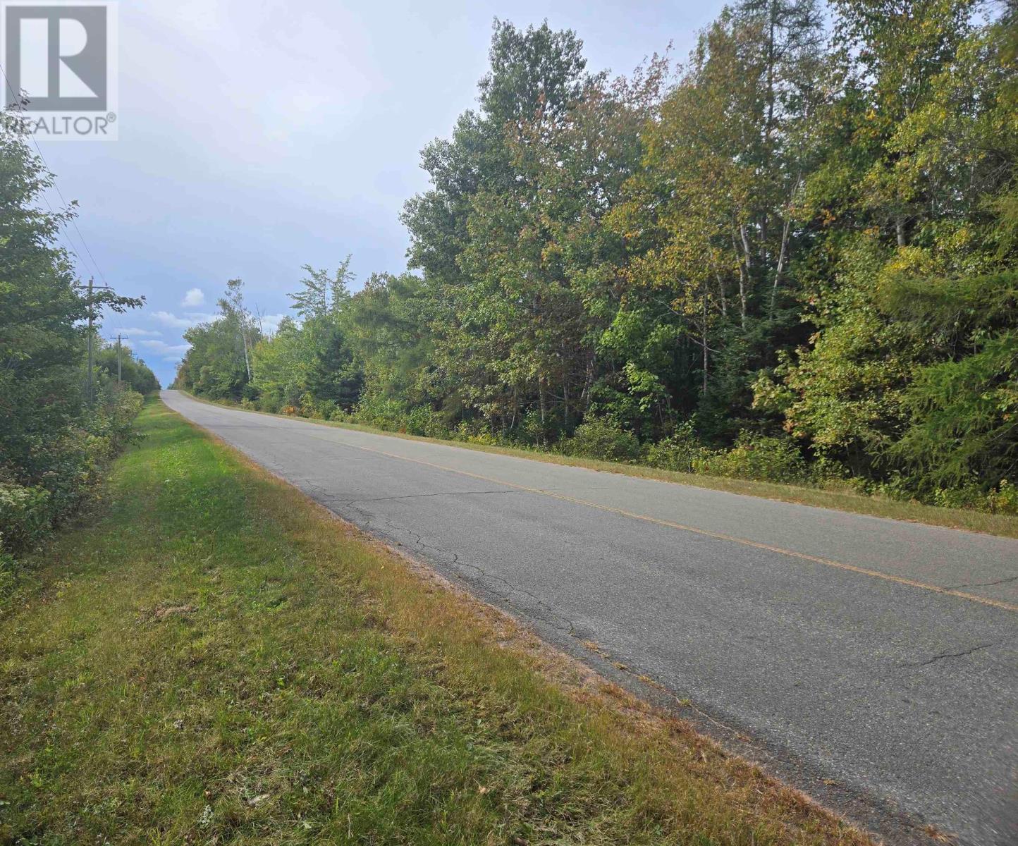 437 Peters Road Property Photo 4