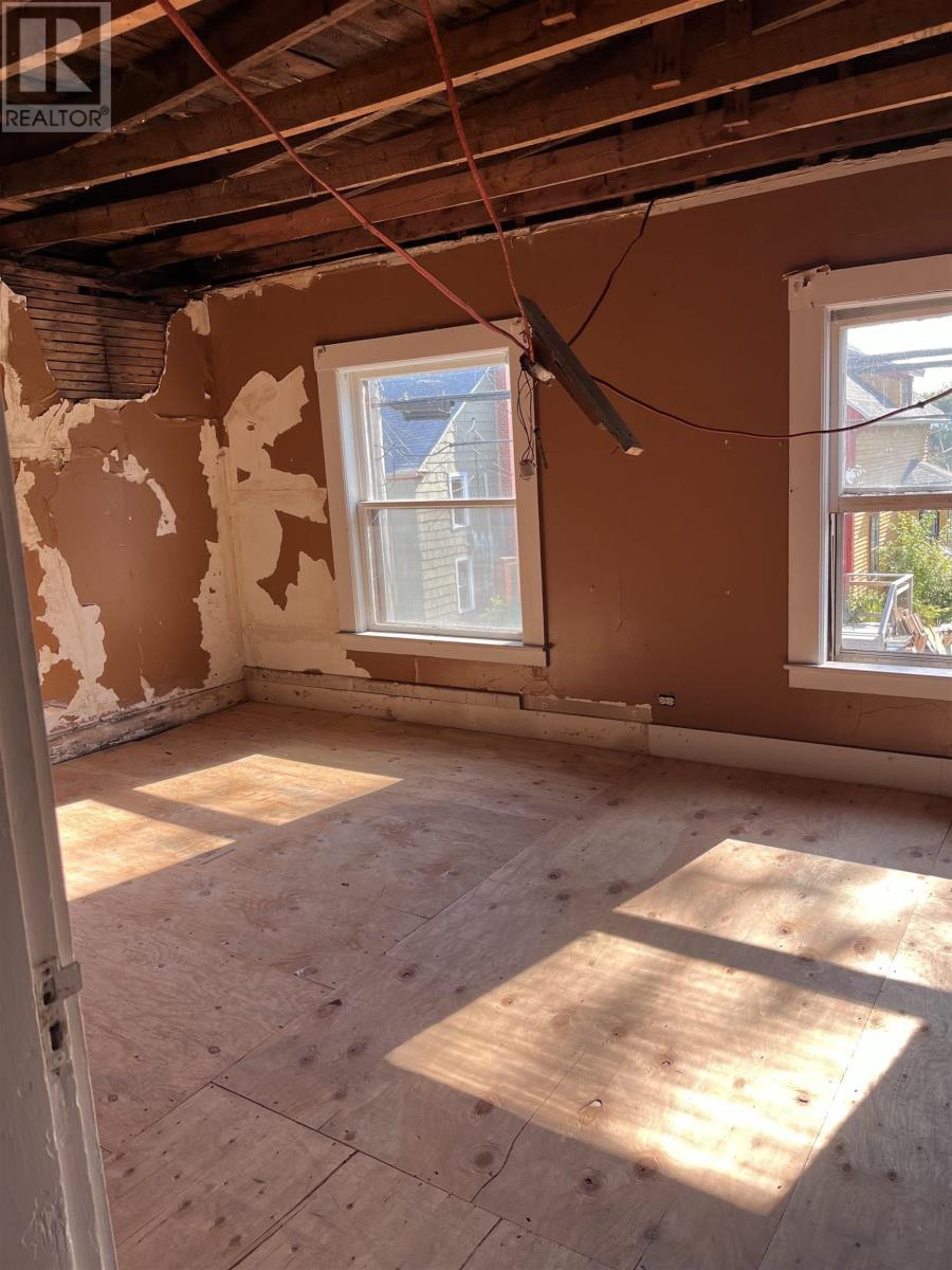 211 St Anthony Street Property Photo 14