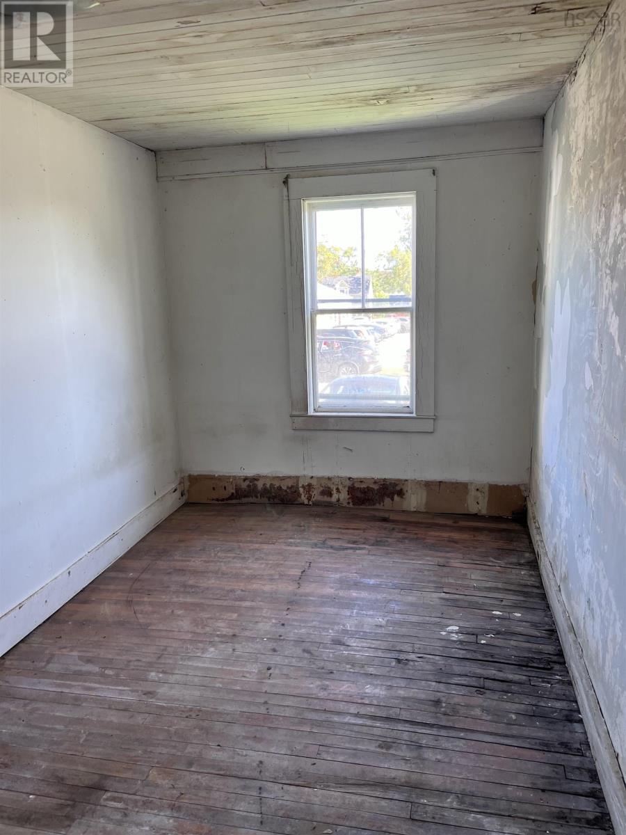 211 St Anthony Street Property Photo 25