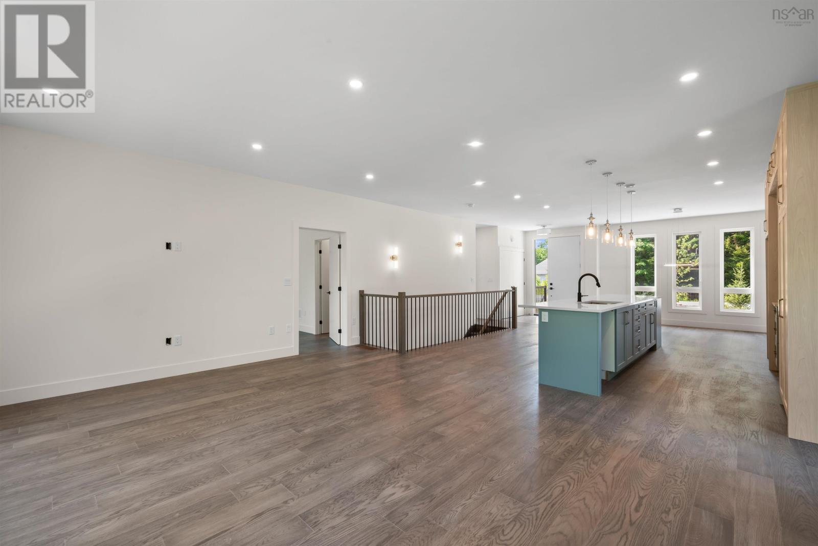 171 Carnoustie Drive Property Photo 6