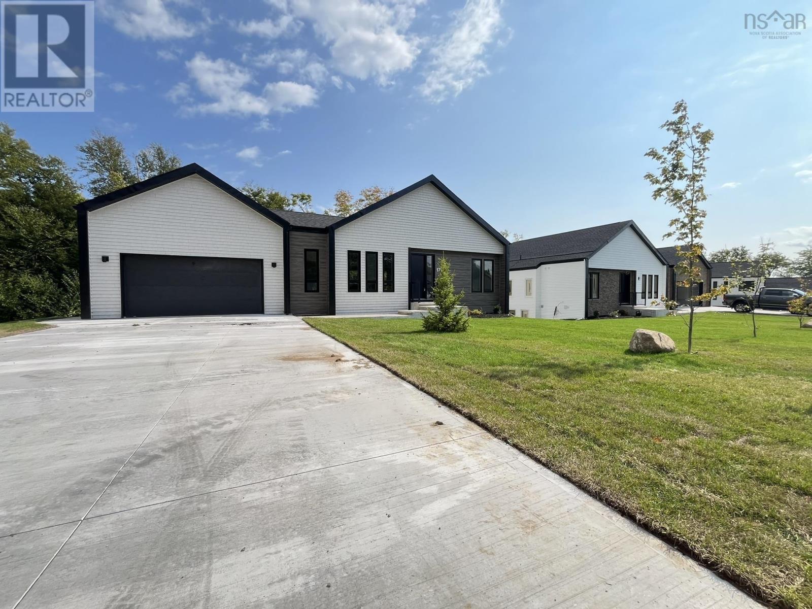 171 Carnoustie Drive Property Photo 30