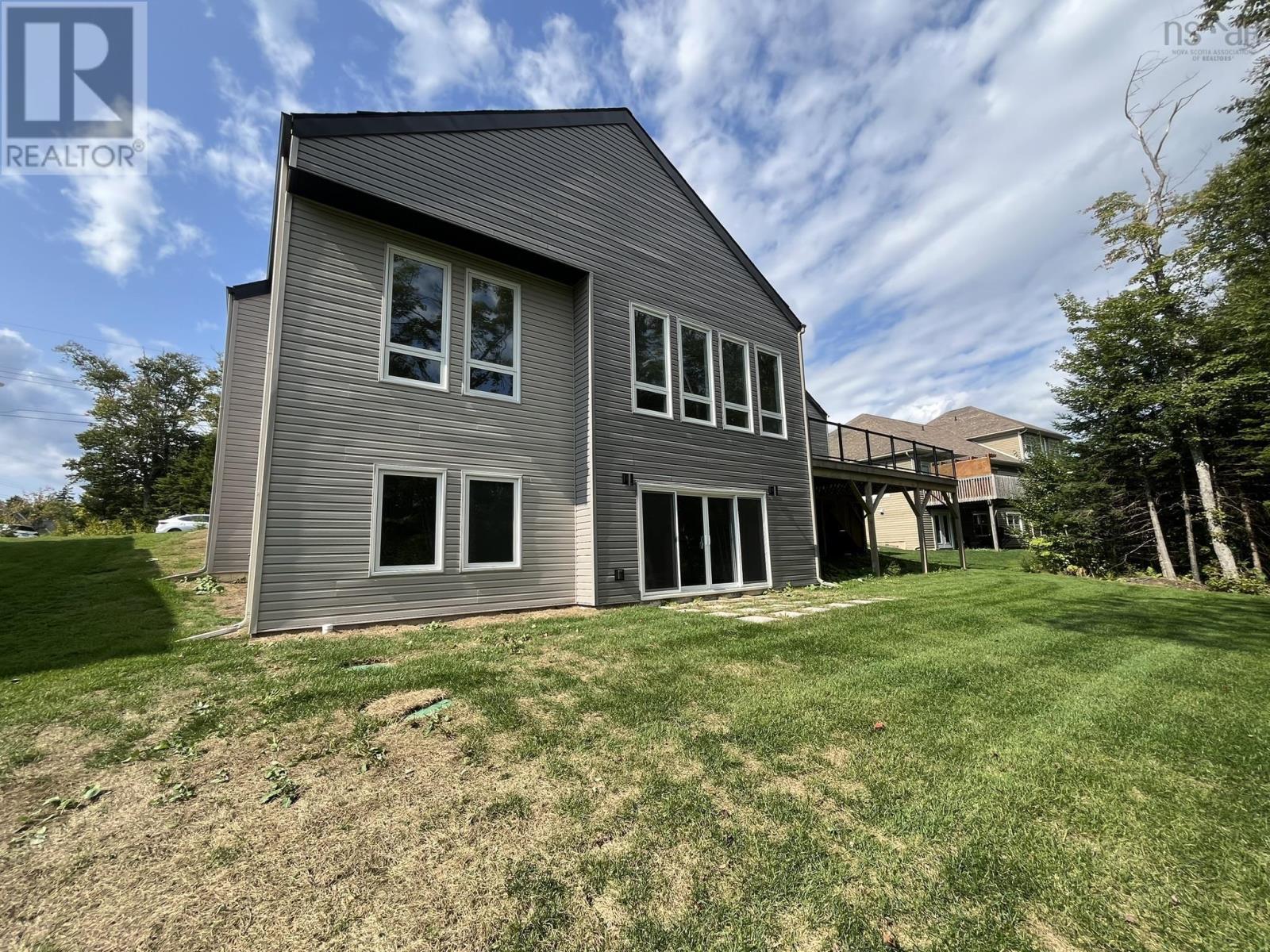 171 Carnoustie Drive Property Photo 33