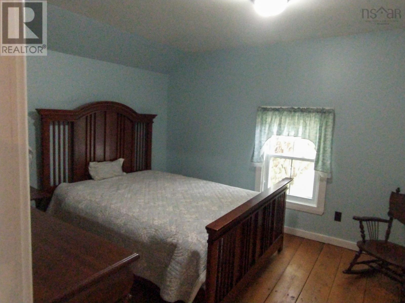 4308 Highway 2 Property Photo 12