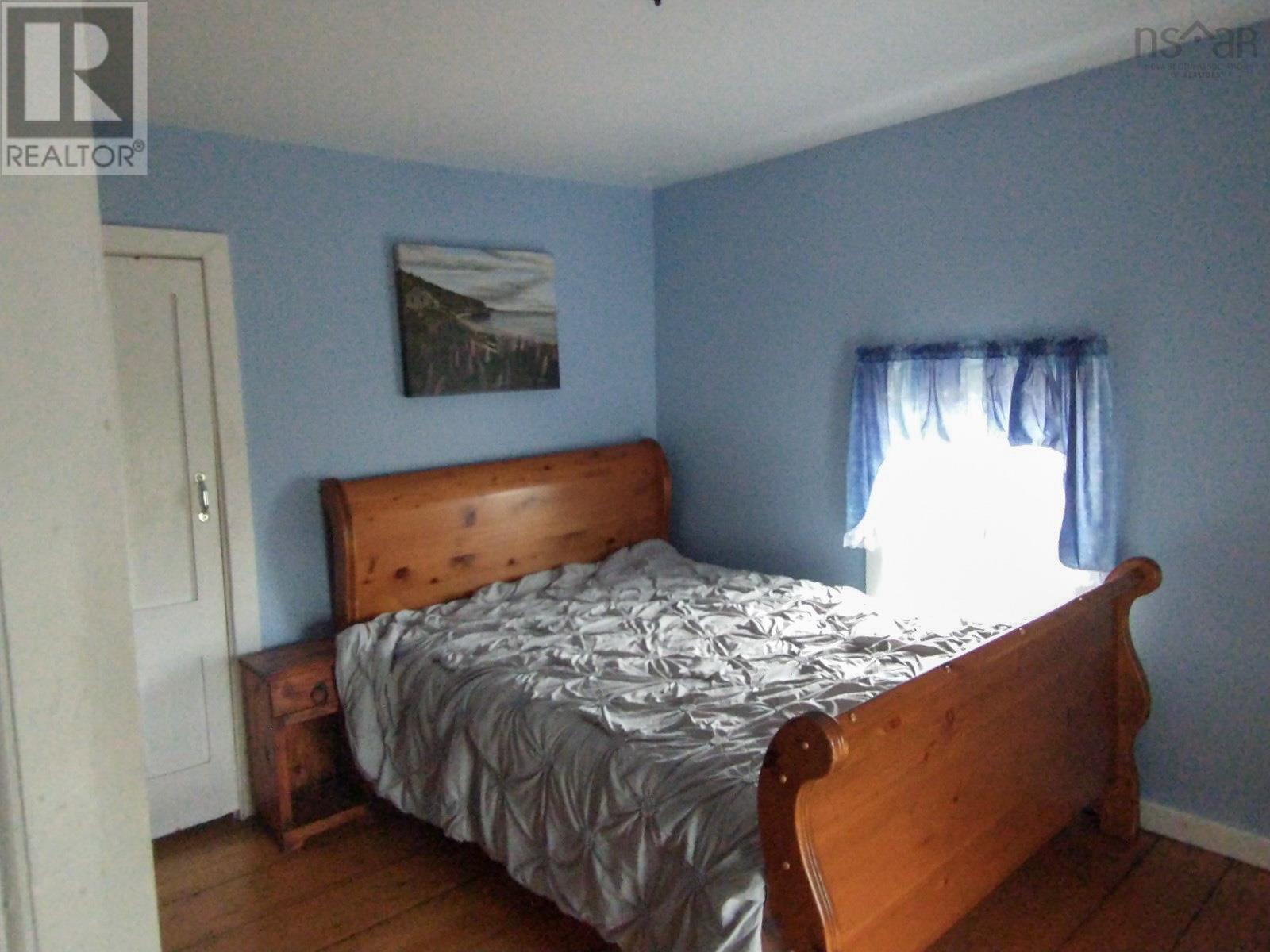 4308 Highway 2 Property Photo 14