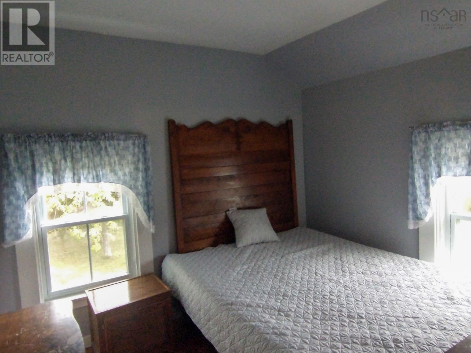 4308 Highway 2 Property Photo 17